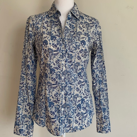 H&M Tops - Women’s Blouse H&M Small size, 67% cotton